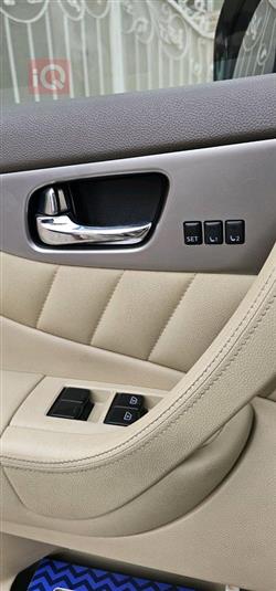 ئينفنتي QX70